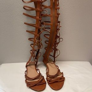 Sandals size 7
